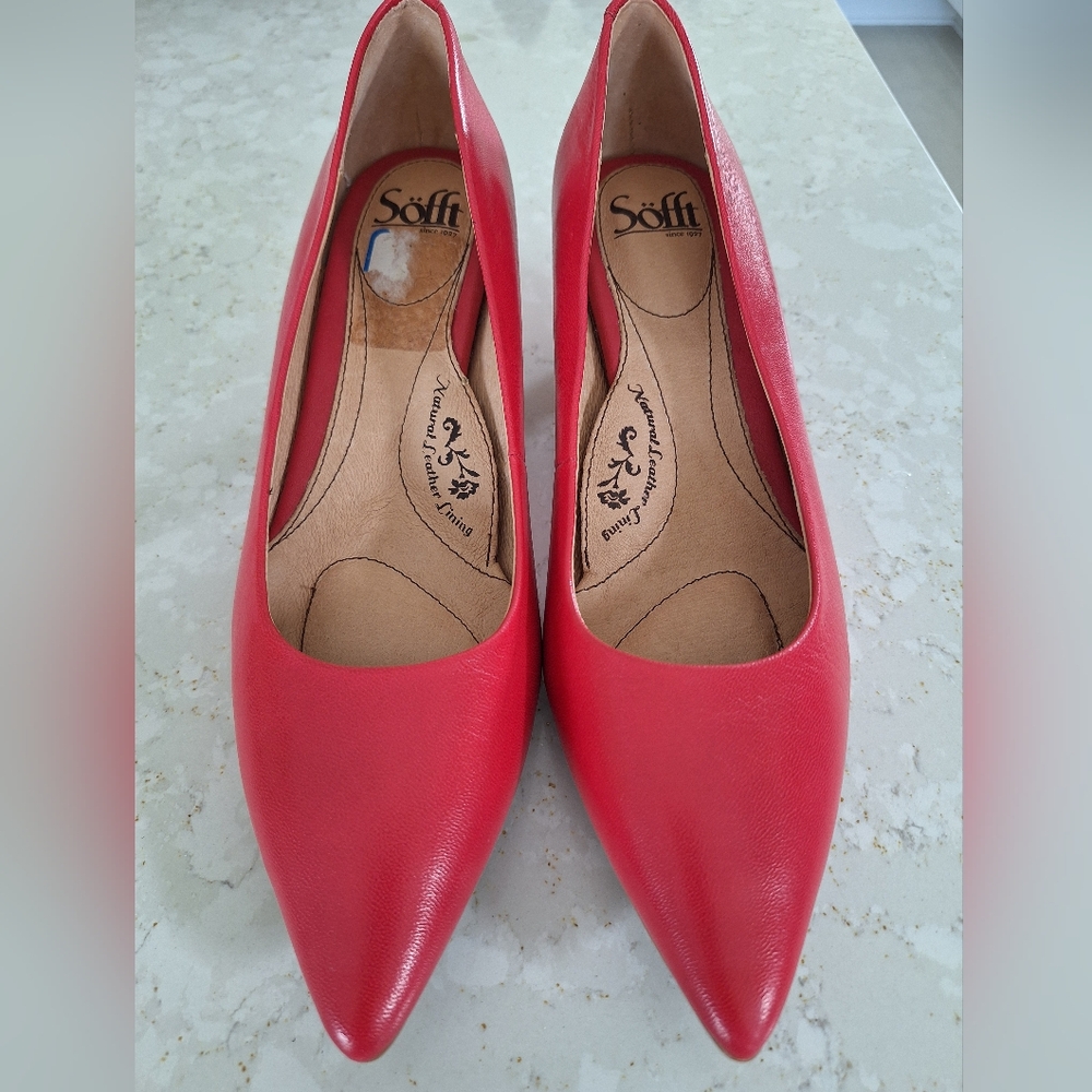 Women's Red Leather Pumps Sofft Size 10 2" Heels